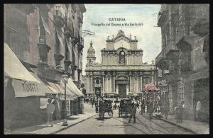 Catania, Prospetto del Duomo e Via Garibaldi