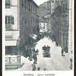 Gubbio, panorama del Corso Garibaldi all'inizio del '900