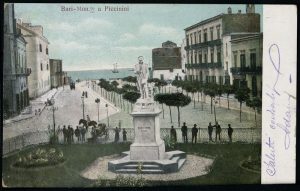 Saluti da Barletta, Piazza Croce e Corso Garibaldi